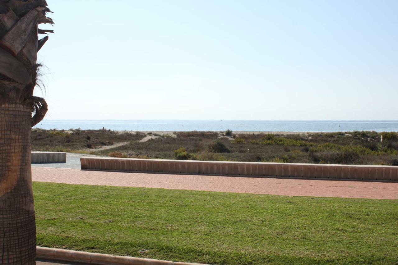 Apartamento Almerimar Primera Linea De Playa Dış mekan fotoğraf